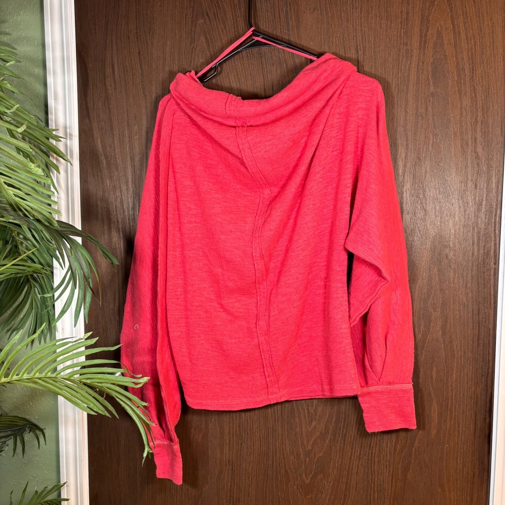 We The Free Free People One Shoulder Cowl Neck Oversized Sweater Top Pink m - Picture 4 of 5